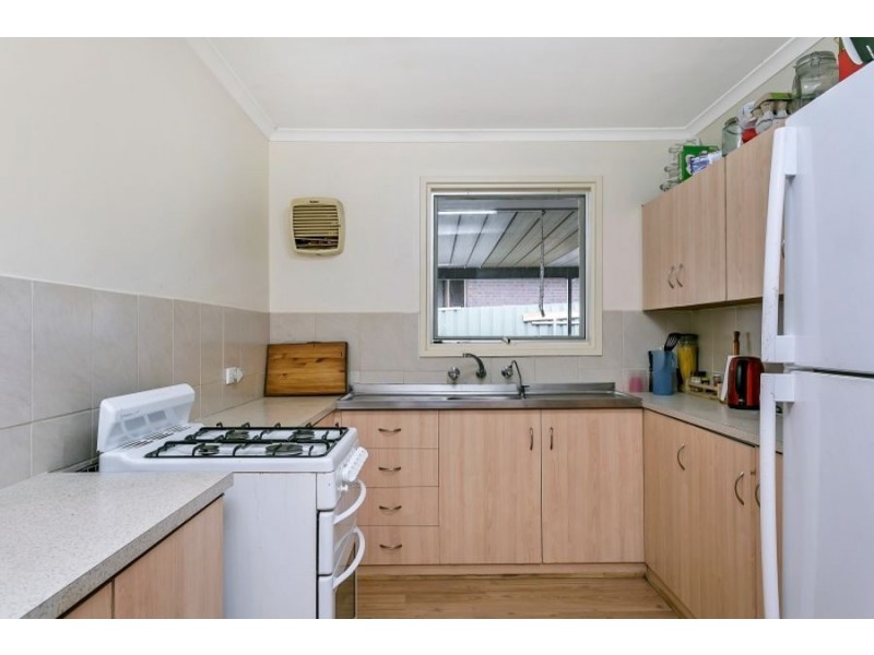 27 Helsinki Road, Hackham West SA 5163