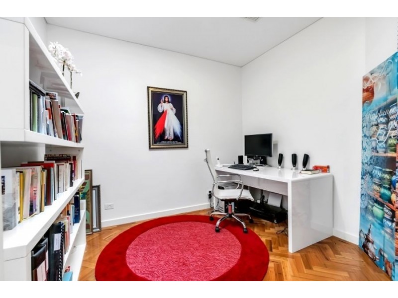 11 Franklin Avenue, Mawson Lakes SA 5095
