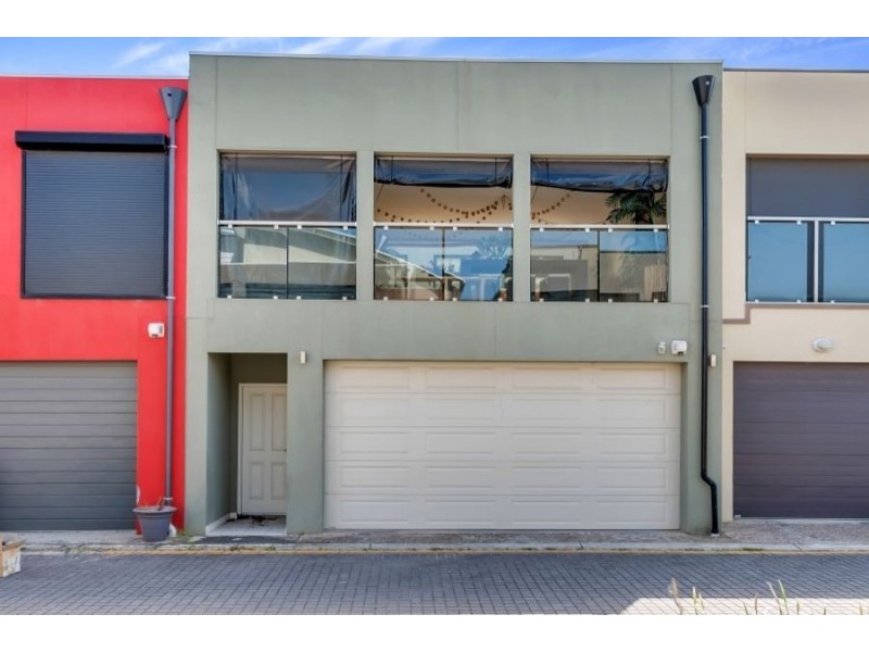 11 Franklin Avenue, Mawson Lakes SA 5095