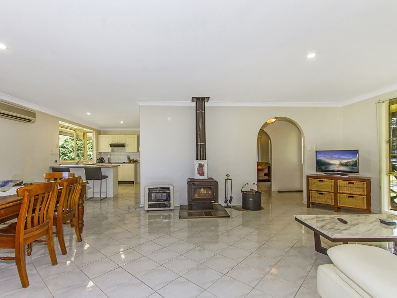 126 Pacific Highway, Kangy Angy NSW 2258