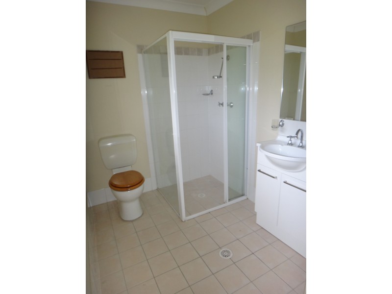 15/297 Henry Parry Drive, Wyoming NSW 2250