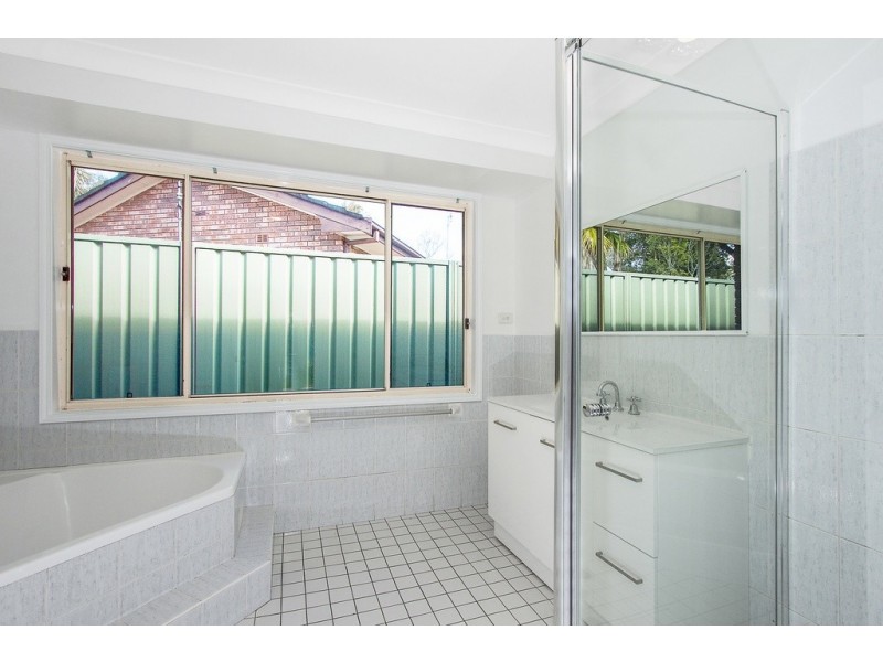 11 Woodley Close, Kariong NSW 2250