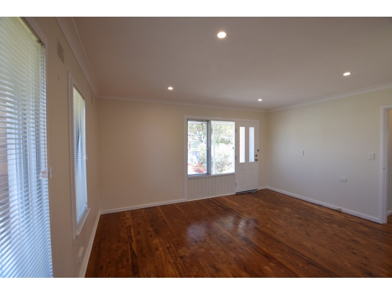 16 Woy Woy Road, Kariong NSW 2250