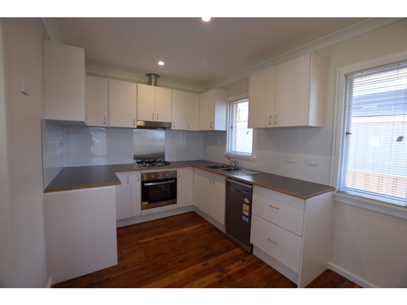 16 Woy Woy Road, Kariong NSW 2250