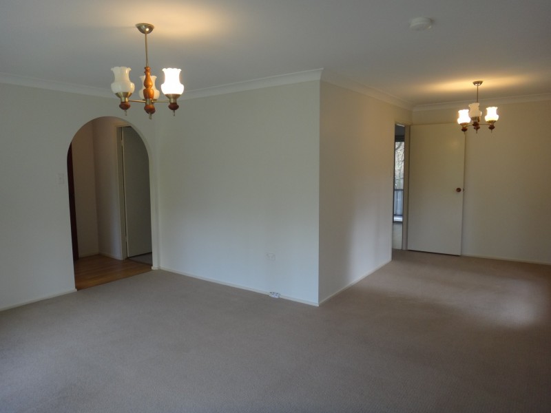 1 Pangari Close, Wyoming NSW 2250