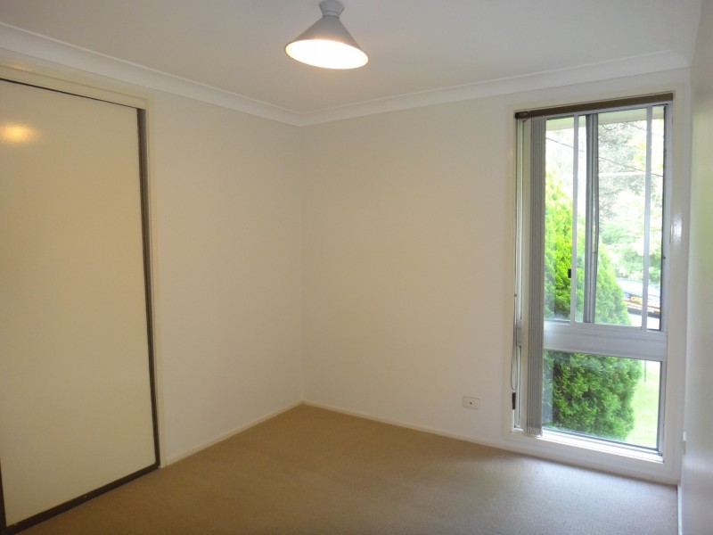 1 Pangari Close, Wyoming NSW 2250