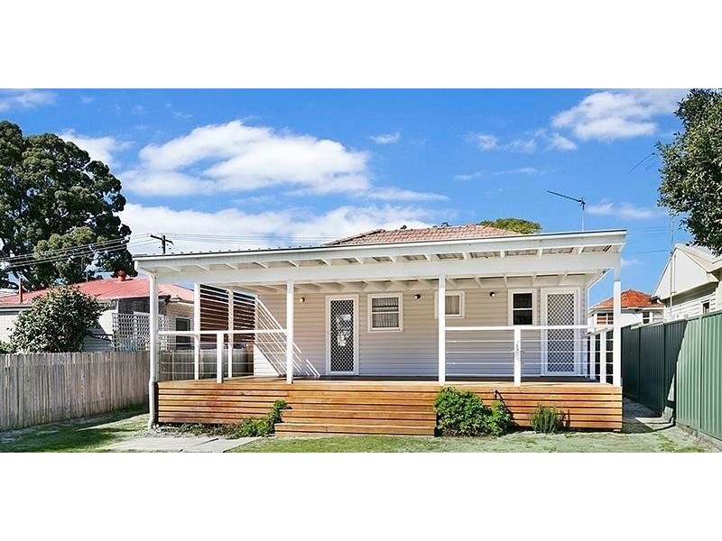 7 Moana Street, Woy Woy NSW 2256