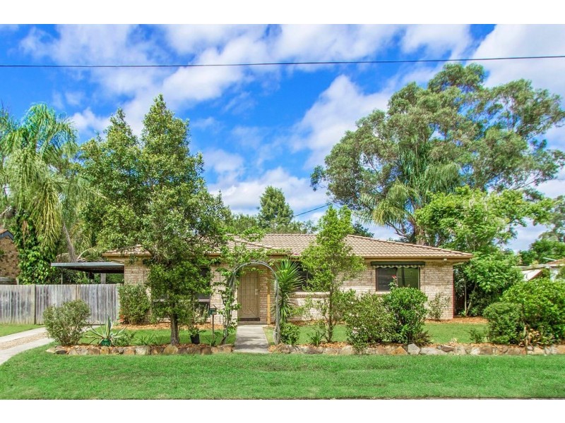 29 Roselands Avenue, Wyoming NSW 2250