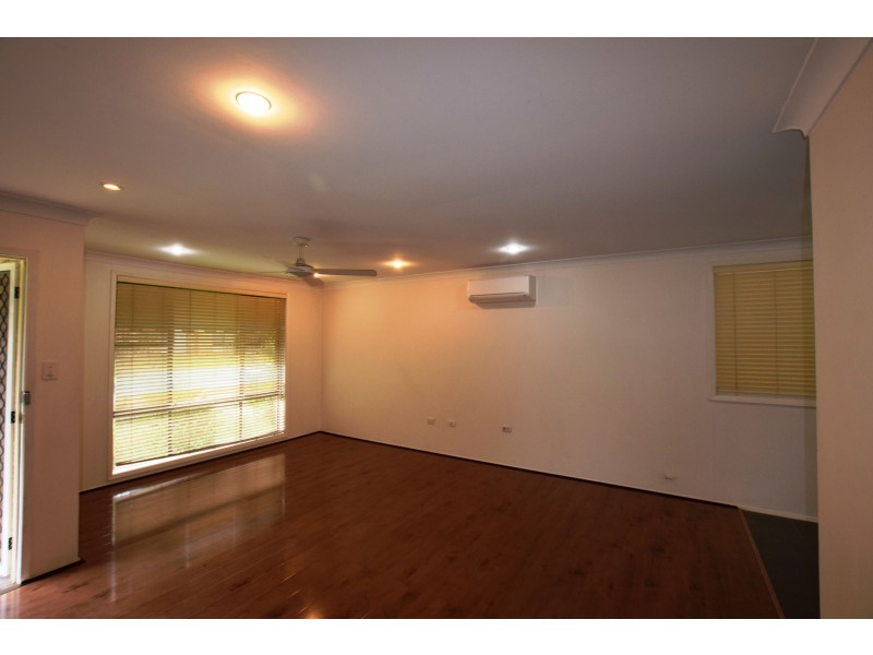 29 Roselands Avenue, Wyoming NSW 2250
