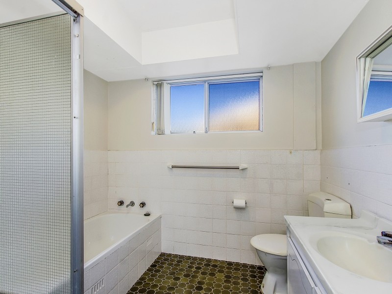 3/199 Albany Street, Point Frederick NSW 2250