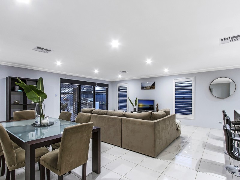 29 Jacana Avenue, Narara NSW 2250