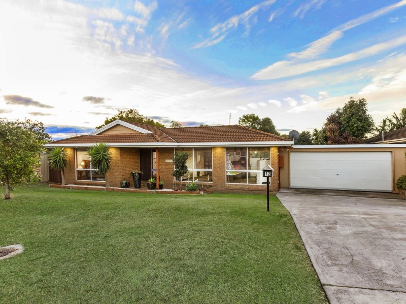 12 Conroy Crescent, Kariong NSW 2250