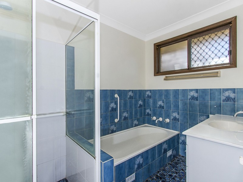 19 Mindaree Avenue, Wyoming NSW 2250