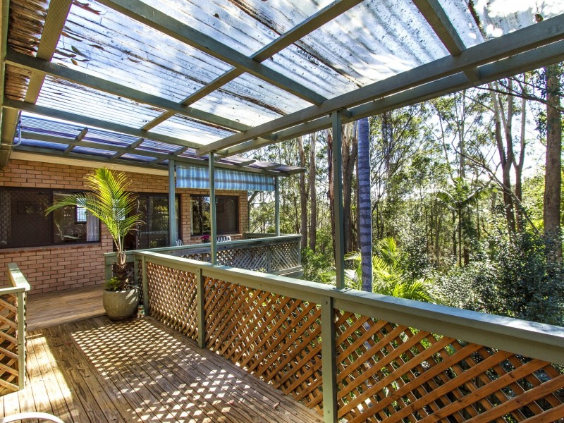 19 Mindaree Avenue, Wyoming NSW 2250