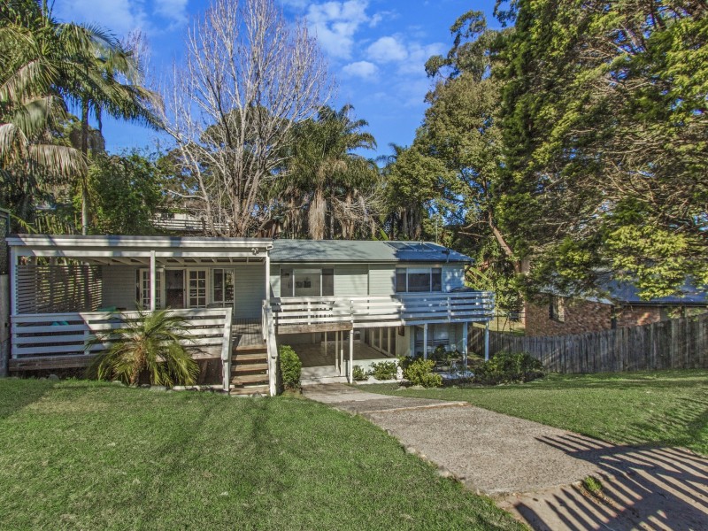 4 Hamish Crescent, Wyoming NSW 2250