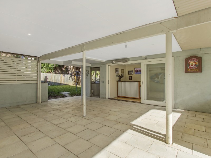 4 Hamish Crescent, Wyoming NSW 2250