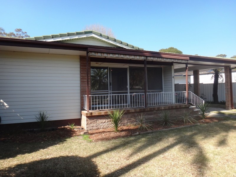 4 Parkhill Road, Wyoming NSW 2250