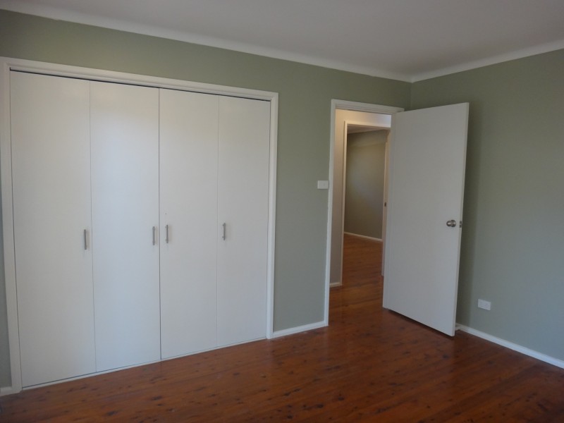 4 Parkhill Road, Wyoming NSW 2250