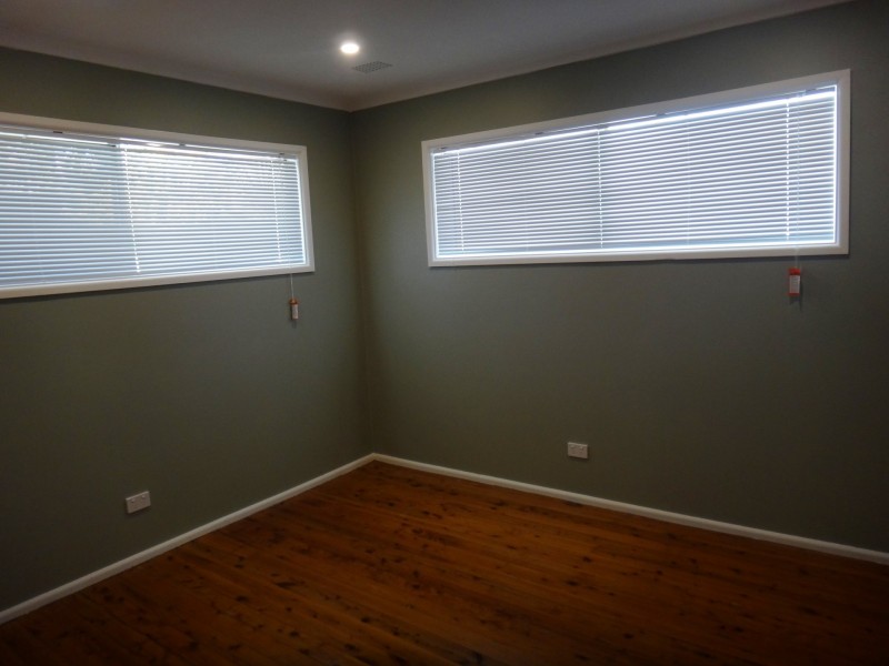 4 Parkhill Road, Wyoming NSW 2250