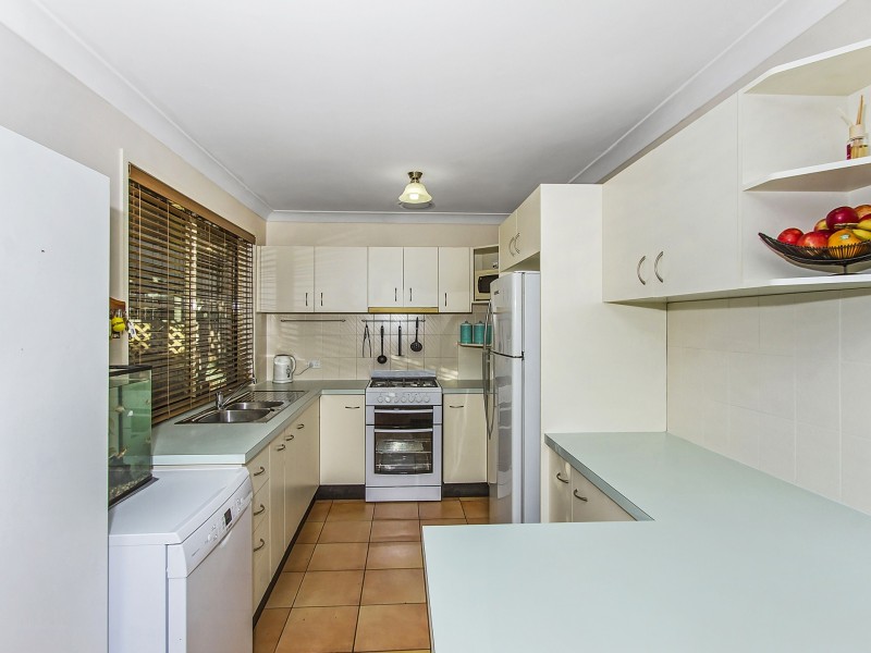 18 Casey Crescent, Kariong NSW 2250
