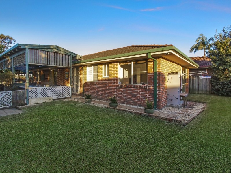 18 Casey Crescent, Kariong NSW 2250