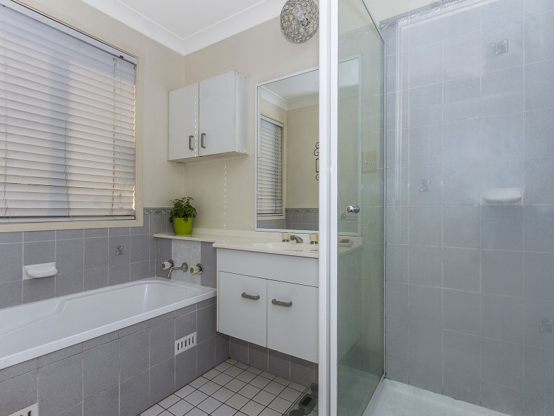 18 Casey Crescent, Kariong NSW 2250