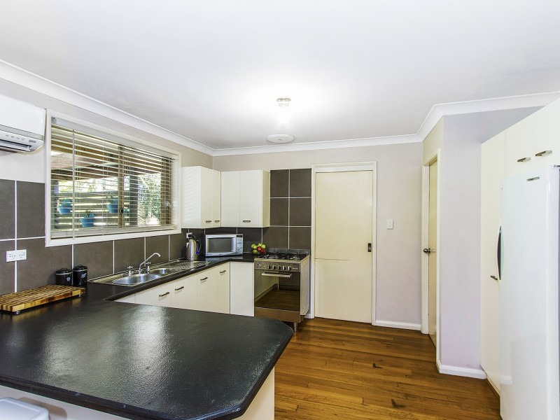 9 Eagle Close, Lisarow NSW 2250