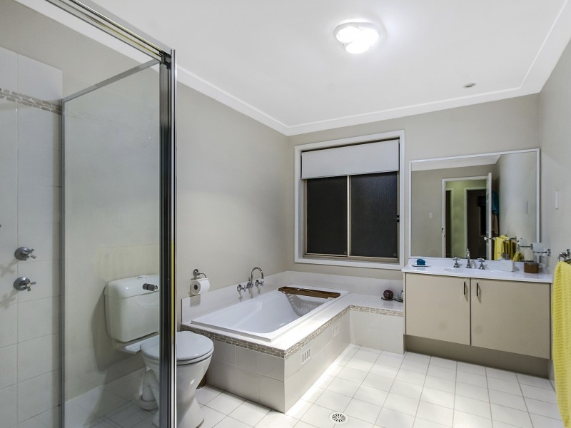 5 Hillgrove Close, Ourimbah NSW 2258