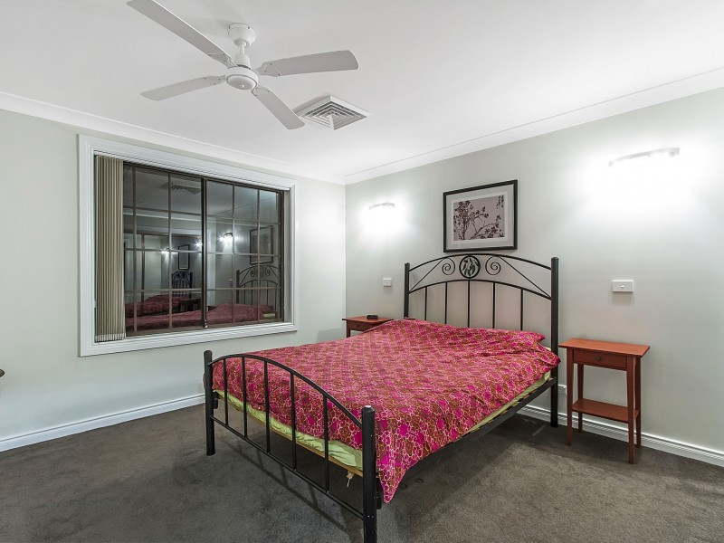 12 Calantha Drive, Wyoming NSW 2250