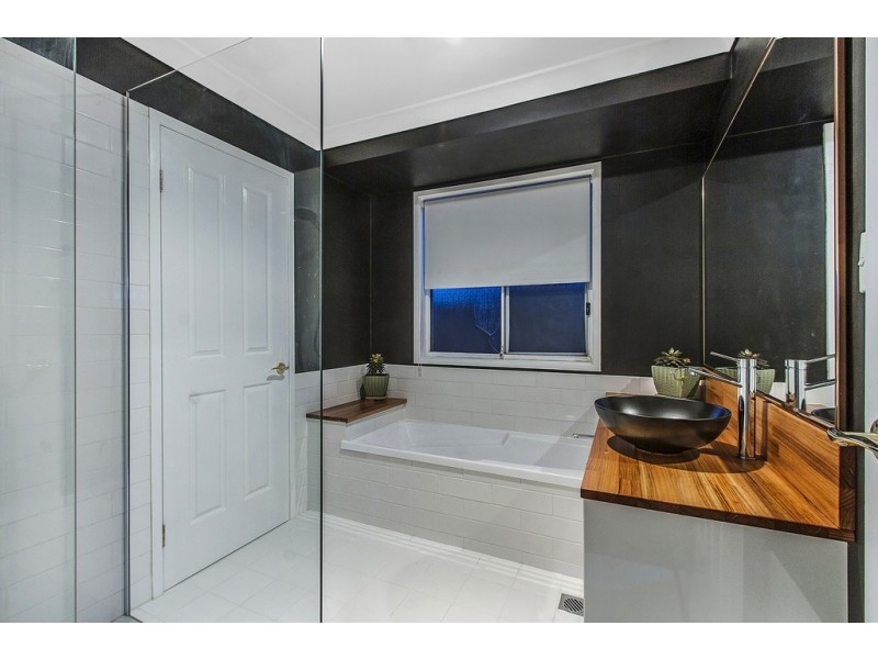 12 Conroy Crescent, Kariong NSW 2250
