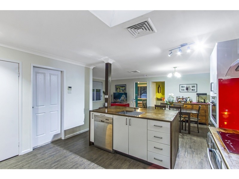 12 Conroy Crescent, Kariong NSW 2250