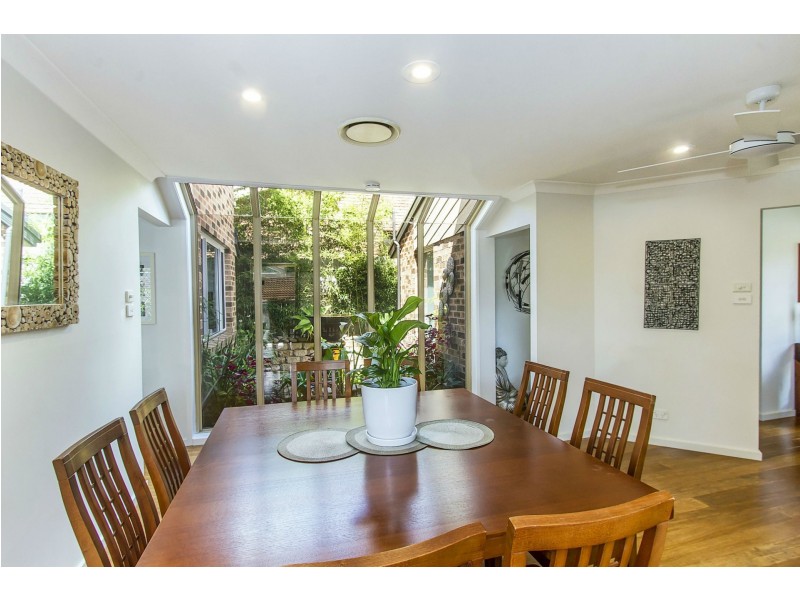 33 Yanderra Crescent, Narara NSW 2250