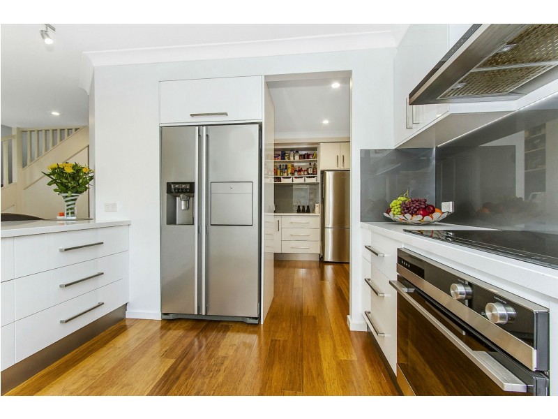 33 Yanderra Crescent, Narara NSW 2250