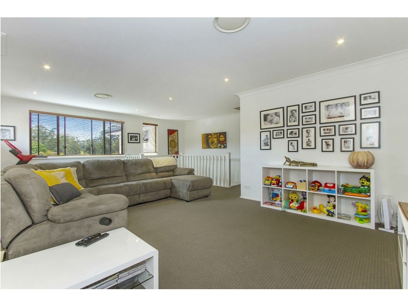 33 Yanderra Crescent, Narara NSW 2250