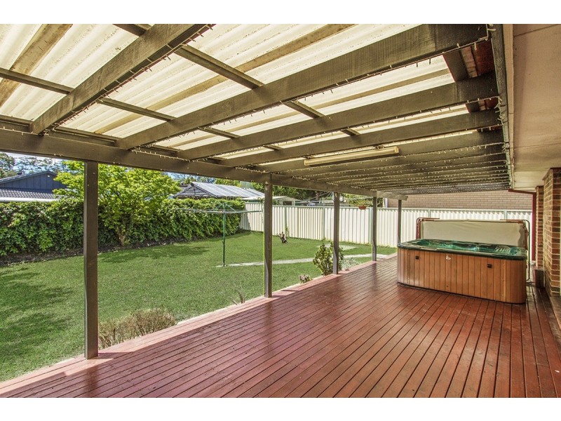 8 Baralga Close, Niagara Park NSW 2250