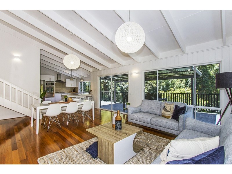 11 Rubie Crescent, East Gosford NSW 2250