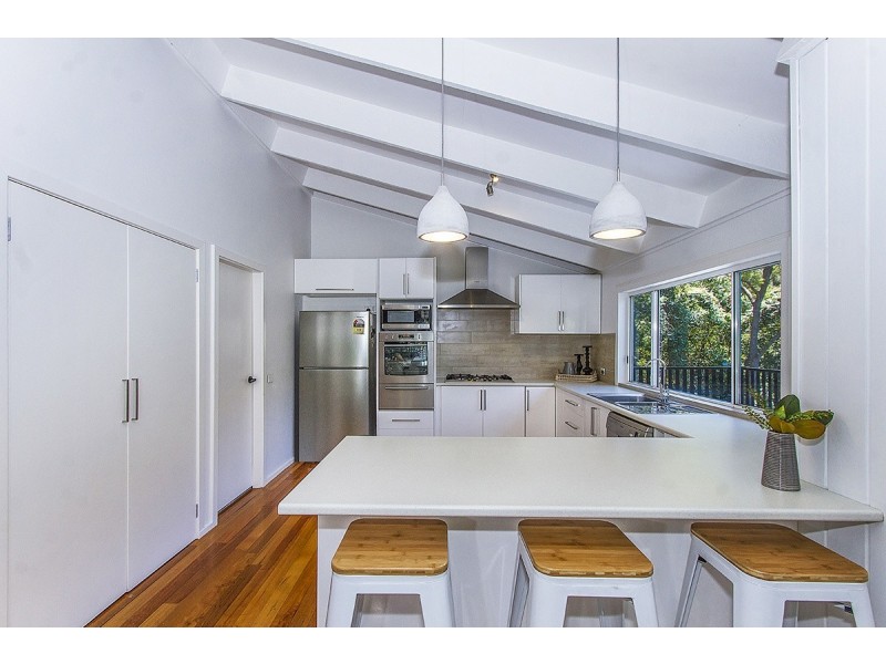 11 Rubie Crescent, East Gosford NSW 2250