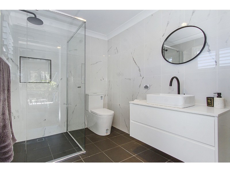 11 Rubie Crescent, East Gosford NSW 2250