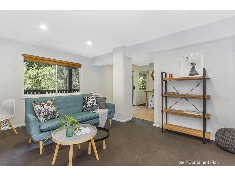 11 Rubie Crescent, East Gosford NSW 2250