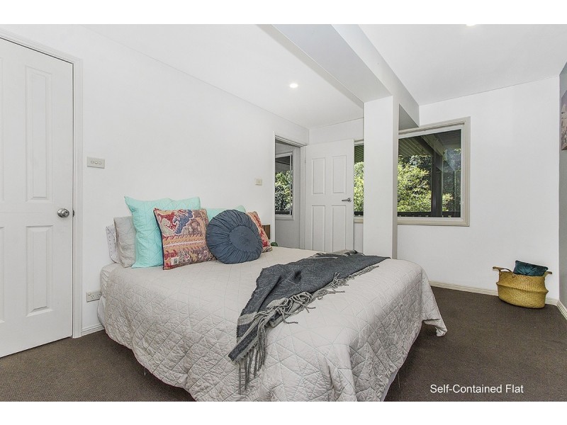 11 Rubie Crescent, East Gosford NSW 2250