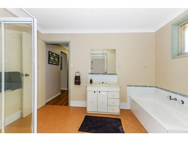 9 Eagle Close, Lisarow NSW 2250