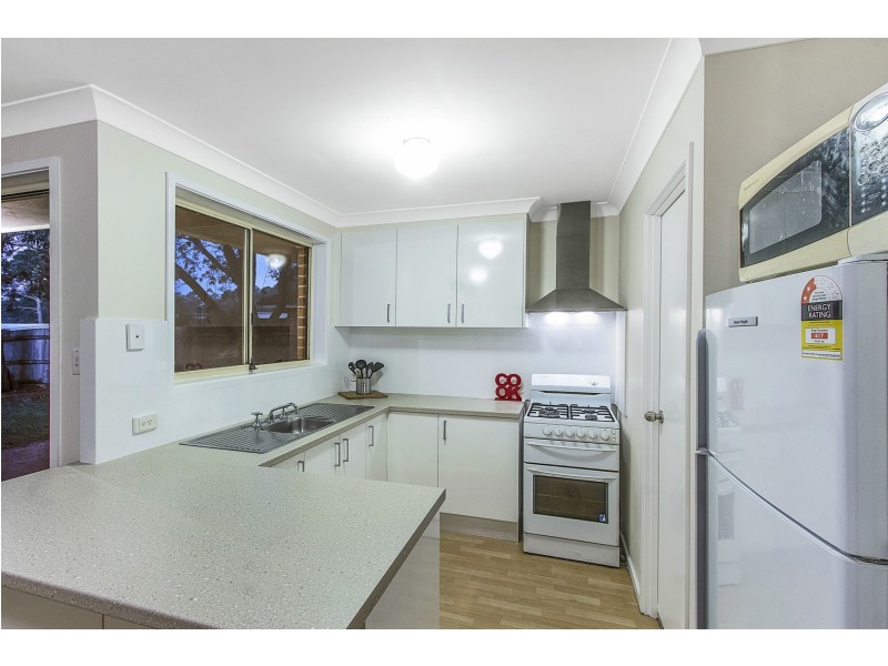 2/2 Pankhurst Place, Kariong NSW 2250