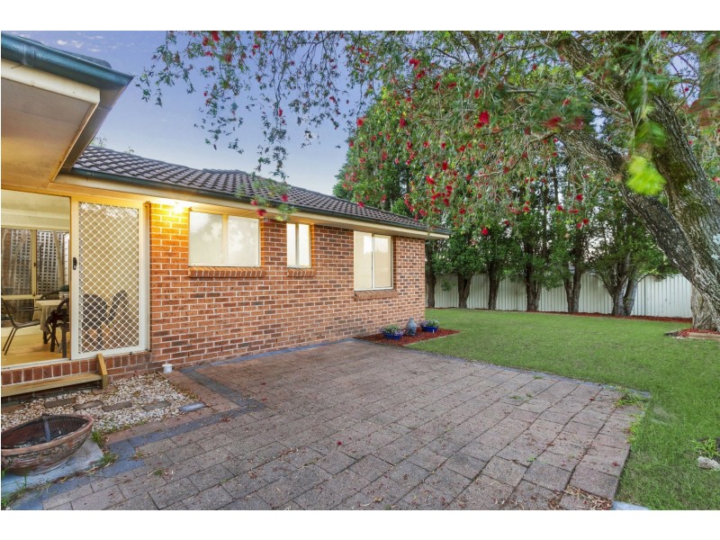 2/2 Pankhurst Place, Kariong NSW 2250