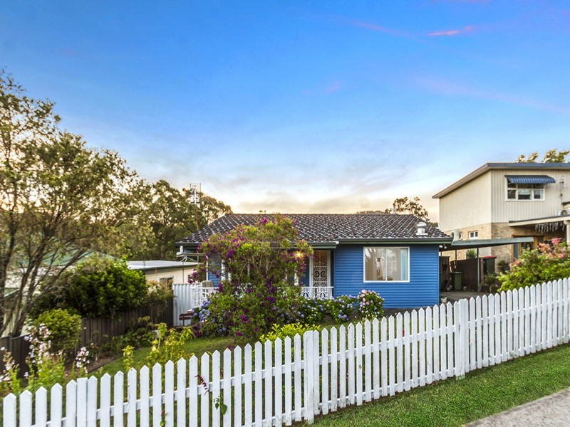 76 Renwick Street, Wyoming NSW 2250