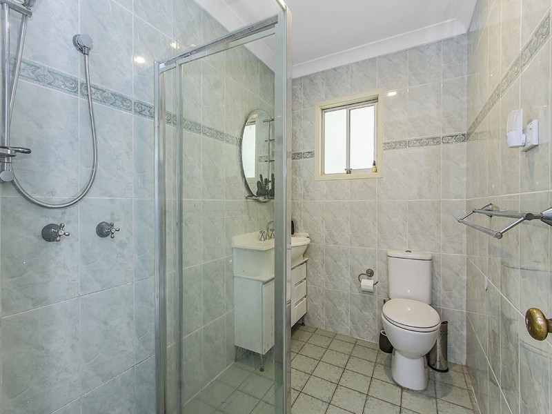 10 Owen Avenue, Wyong NSW 2259