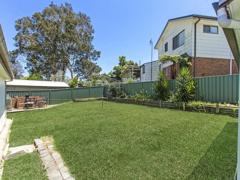 10 Owen Avenue, Wyong NSW 2259