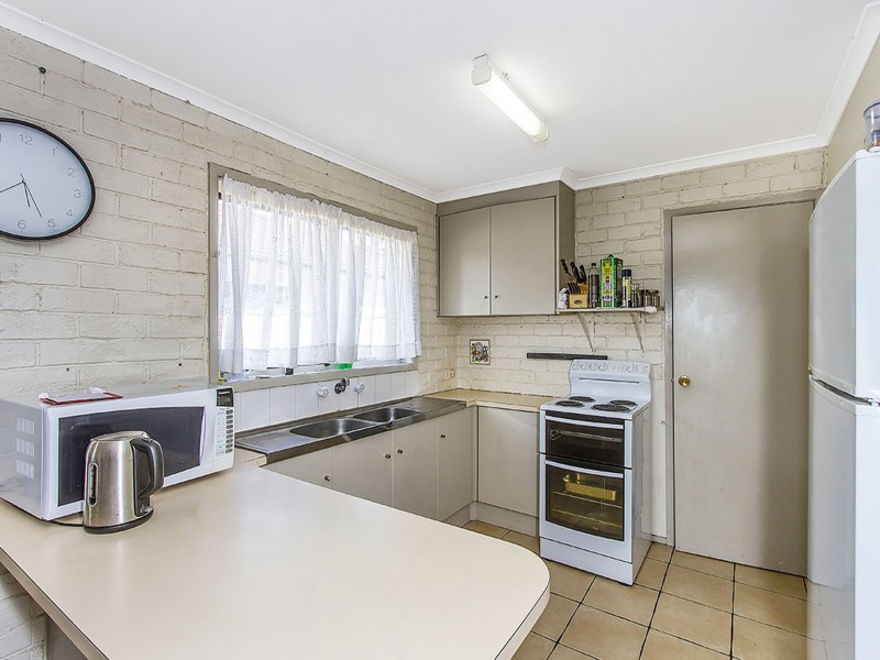 2 Yurunga Avenue, Narara NSW 2250