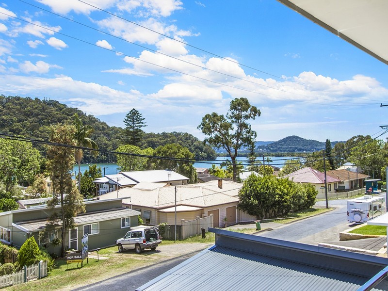38 Taylor Street, Woy Woy Bay NSW 2256