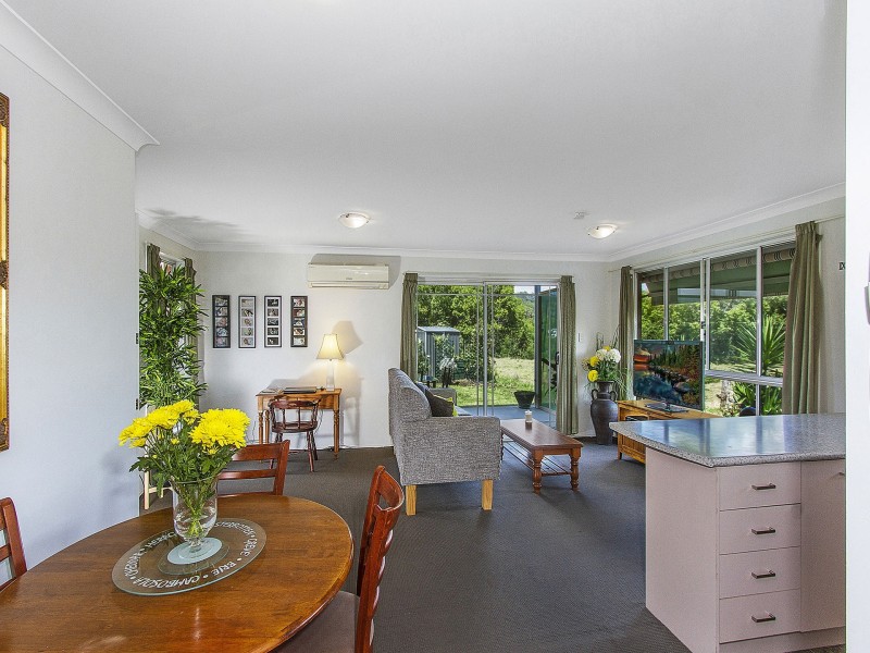 18B Coraki Close, Ourimbah NSW 2258