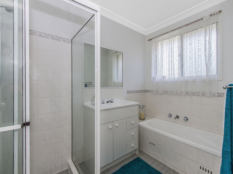 18B Coraki Close, Ourimbah NSW 2258